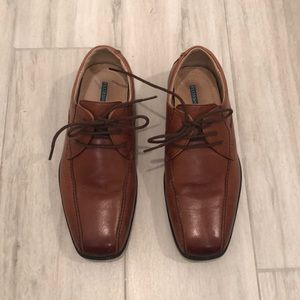 Florsheim Boys Reveal Cap Toe Shoes